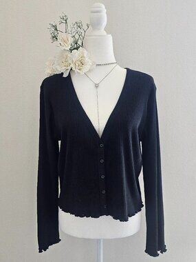 Wild Fable Ribbed Crop Cardigan Black Button Front V-Neck Fitted Top
